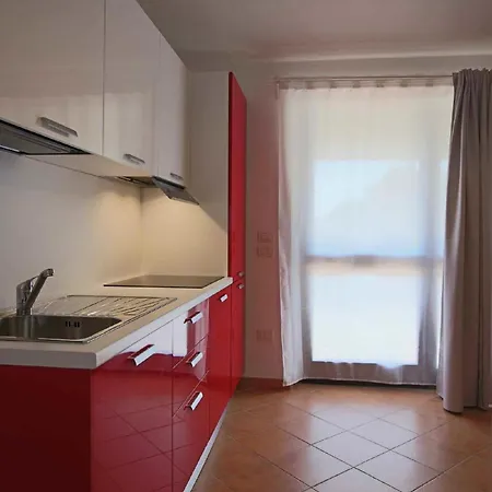 Smeraldina 4 Apartment *